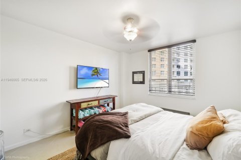 Copropriété à louer à Miami, Floride: 2 chambres, 114.27 m2 № 2152891 - photo 9