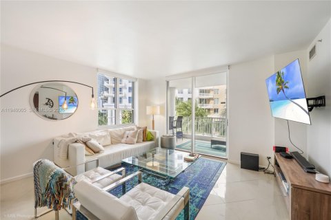 Copropriété à louer à Miami, Floride: 2 chambres, 114.27 m2 № 2152891 - photo 3