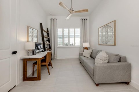 House in Englewood, Florida 3 bedrooms, 192.77 sq.m. № 1562563 - photo 21