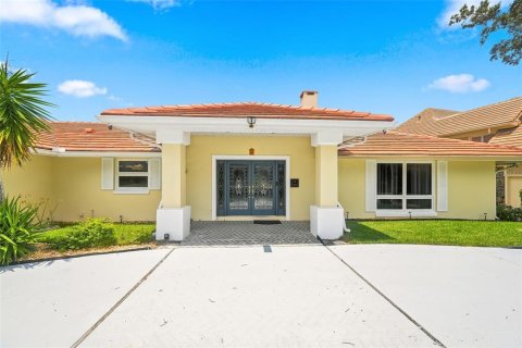 Купить виллу или дом в Орландо, Флорида 8 комнат, 465.25м2, № 2291580 - фото 12