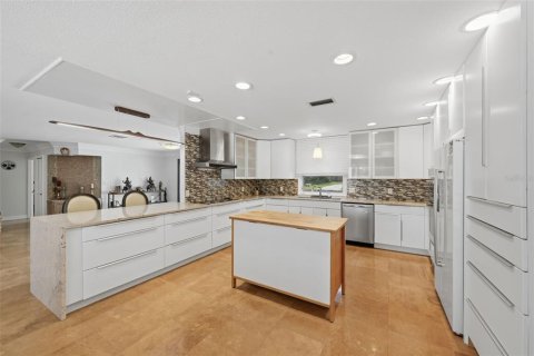 Купить виллу или дом в Орландо, Флорида 8 комнат, 465.25м2, № 2291580 - фото 23