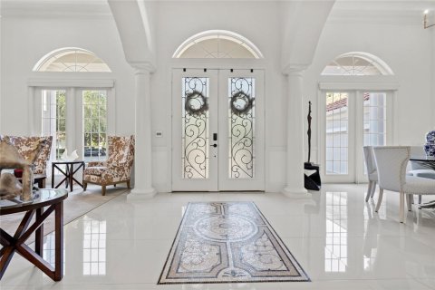 House in Windermere, Florida 5 bedrooms, 346.34 sq.m. № 2258720 - photo 5