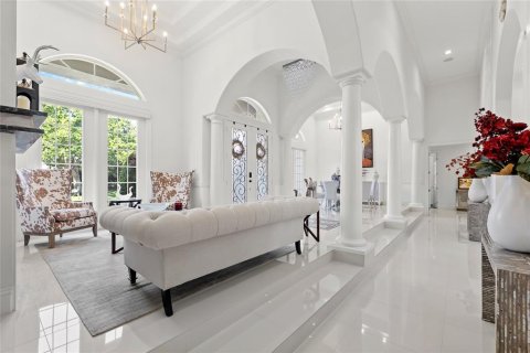 House in Windermere, Florida 5 bedrooms, 346.34 sq.m. № 2258720 - photo 28