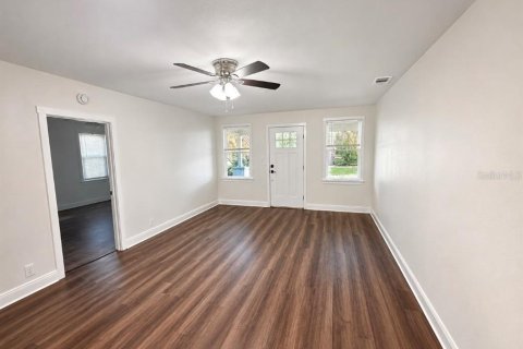 House in Bartow, Florida 3 bedrooms, 138.52 sq.m. № 2201094 - photo 7