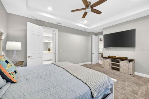 House in Wesley Chapel, Florida 4 bedrooms, 224.36 sq.m. № 2095780 - photo 26