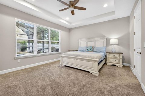 House in Wesley Chapel, Florida 4 bedrooms, 224.36 sq.m. № 2095780 - photo 23