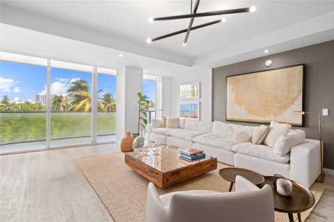 Купить кондоминиум в Форт-Лодердейл, Флорида 3 спальни, 192.4м2, № 1958827 - фото 6