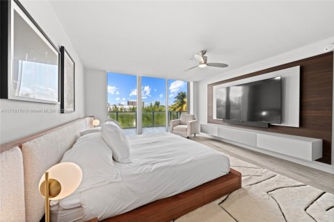 Купить кондоминиум в Форт-Лодердейл, Флорида 3 спальни, 192.4м2, № 1958827 - фото 12
