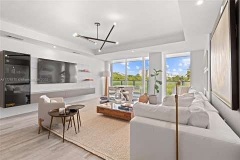 Купить кондоминиум в Форт-Лодердейл, Флорида 3 спальни, 192.4м2, № 1958827 - фото 8