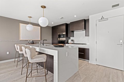 Купить кондоминиум в Форт-Лодердейл, Флорида 3 спальни, 192.4м2, № 1958827 - фото 24