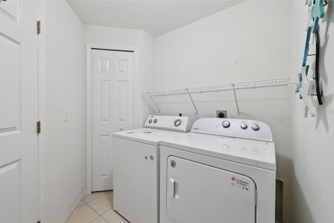 Condominio en alquiler en Sarasota, Florida, 2 dormitorios, 144.37 m2 № 1832203 - foto 23