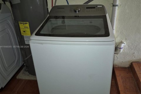 Снять в аренду виллу или дом в Майами, Флорида 3 спальни, 96.99м2, № 2004437 - фото 18