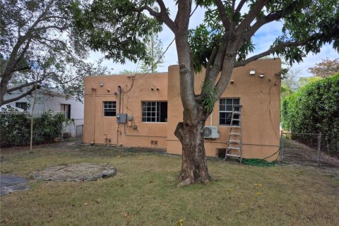 Снять в аренду виллу или дом в Майами, Флорида 3 спальни, 96.99м2, № 2004437 - фото 6