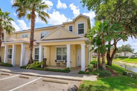 Townhouse in Clermont, Florida 3 bedrooms, 140.47 sq.m. № 2219083