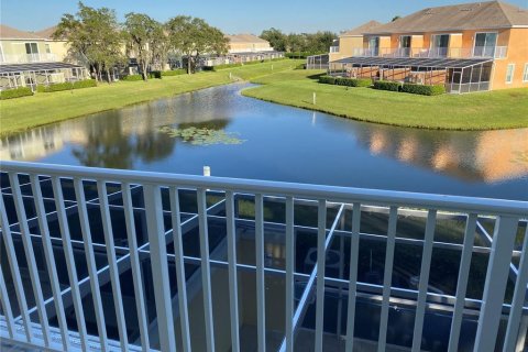 Townhouse in Clermont, Florida 3 bedrooms, 140.47 sq.m. № 2219083 - photo 22