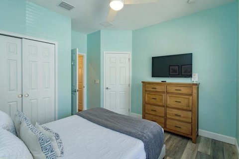 Townhouse in Clermont, Florida 3 bedrooms, 140.47 sq.m. № 2219083 - photo 25