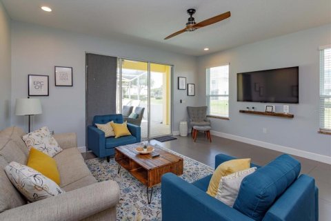 Townhouse in Clermont, Florida 3 bedrooms, 140.47 sq.m. № 2219083 - photo 6