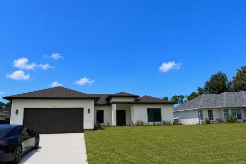 Villa ou maison à louer à North Port, Floride: 3 chambres, 158.49 m2 № 2386427 - photo 2