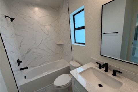 Villa ou maison à louer à North Port, Floride: 3 chambres, 158.49 m2 № 2386427 - photo 15