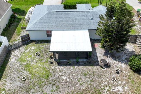 Villa ou maison à vendre à Sebastian, Floride: 3 chambres, 105.07 m2 № 2245735 - photo 10