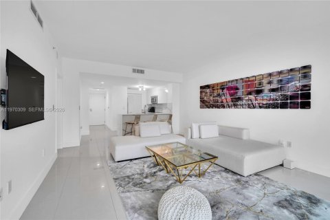 Condo à Miami, Floride, 1 chambre  № 2042231