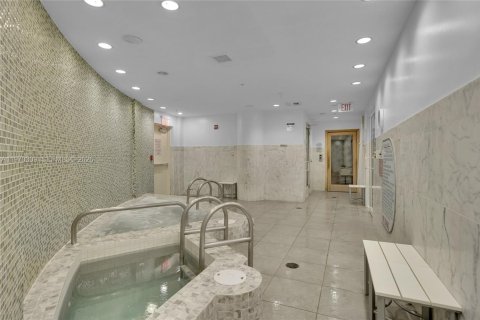 Copropriété à louer à Miami, Floride: 1 chambre, 74.88 m2 № 2042231 - photo 29