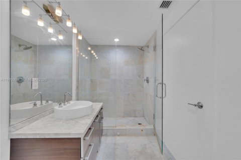 Copropriété à louer à Miami, Floride: 1 chambre, 74.88 m2 № 2042231 - photo 17