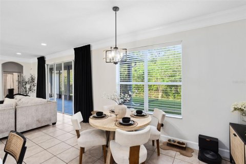 House in Orlando, Florida 6 bedrooms, 314.75 sq.m. № 1839068 - photo 14