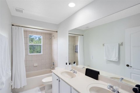 House in Orlando, Florida 6 bedrooms, 314.75 sq.m. № 1839068 - photo 25