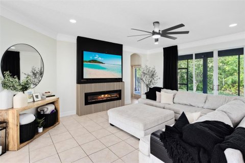 House in Orlando, Florida 6 bedrooms, 314.75 sq.m. № 1839068 - photo 12
