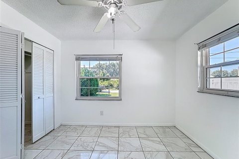 Villa ou maison à vendre à Deltona, Floride: 3 chambres, 153.1 m2 № 1868992 - photo 22