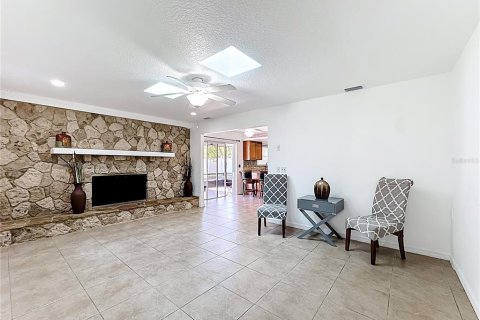 Villa ou maison à vendre à Deltona, Floride: 3 chambres, 153.1 m2 № 1868992 - photo 9