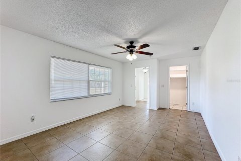 Villa ou maison à vendre à Deltona, Floride: 3 chambres, 153.1 m2 № 1868992 - photo 29