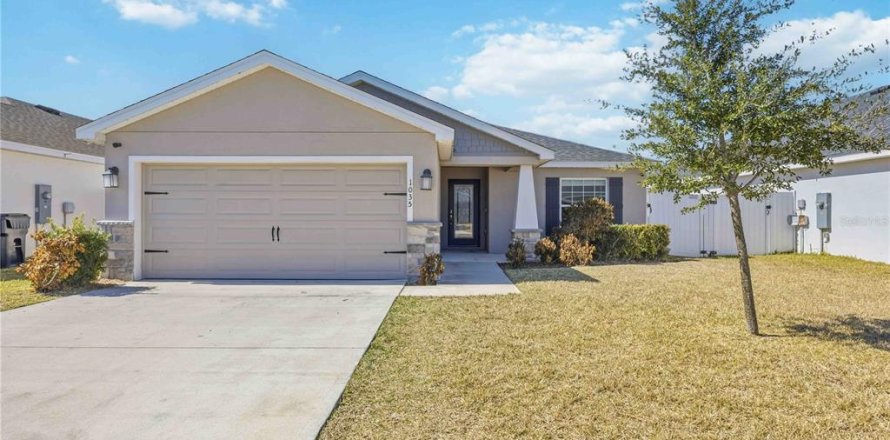 Villa ou maison à Auburndale, Floride 4 chambres, 151.15 m2 № 2131608
