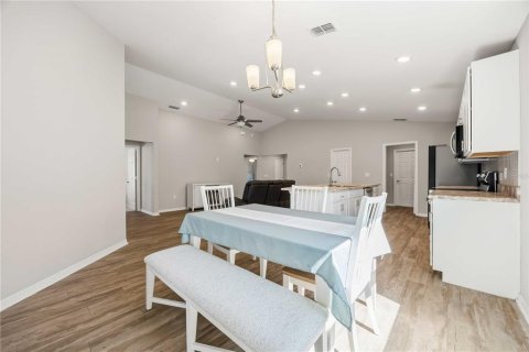 Villa ou maison à vendre à Auburndale, Floride: 4 chambres, 151.15 m2 № 2131608 - photo 11