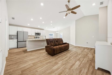 Villa ou maison à vendre à Auburndale, Floride: 4 chambres, 151.15 m2 № 2131608 - photo 7
