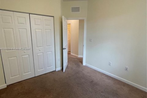 Adosado en venta en Homestead, Florida, 3 dormitorios, 145.48 m2 № 1804369 - foto 7