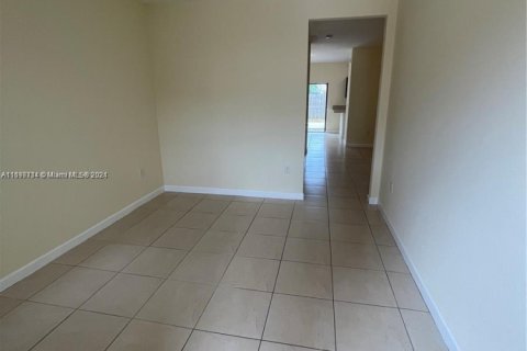 Adosado en venta en Homestead, Florida, 3 dormitorios, 145.48 m2 № 1804369 - foto 24