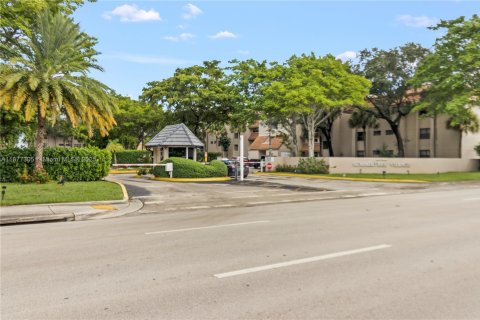 Condominio en venta en Miami, Florida, 2 dormitorios, 119.57 m2 № 1923285 - foto 9