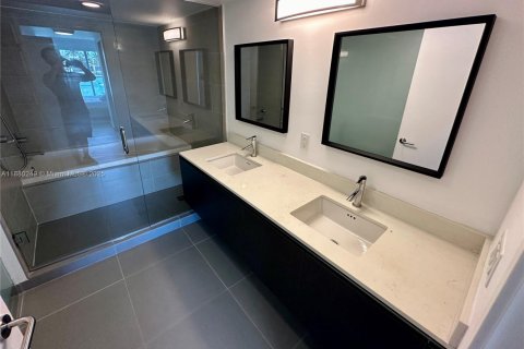 Copropriété à louer à Miami Beach, Floride: 2 chambres, 106.19 m2 № 1929032 - photo 8