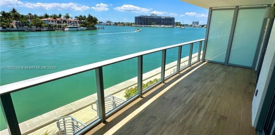 Condo à Miami Beach, Floride, 2 chambres № 1929032