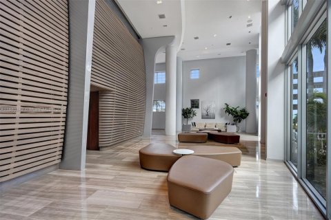 Copropriété à louer à Miami Beach, Floride: 2 chambres, 106.19 m2 № 1929032 - photo 18
