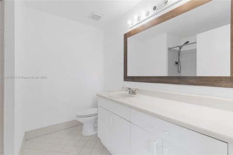 Townhouse in Weston, Florida 3 bedrooms, 134.06 sq.m. № 1926435 - photo 22