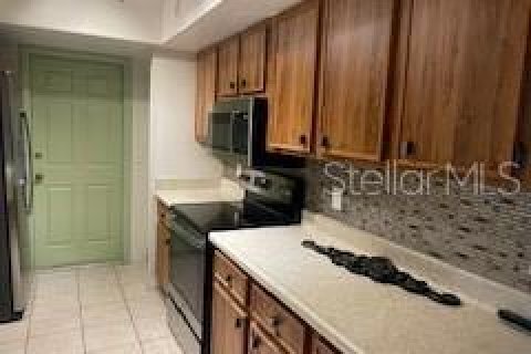 House in Orlando, Florida 3 bedrooms, 125.23 sq.m. № 2376826 - photo 12