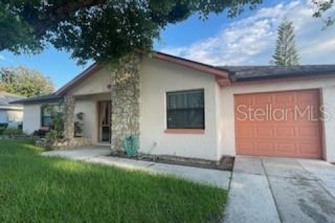 House in Orlando, Florida 3 bedrooms, 125.23 sq.m. № 2376826