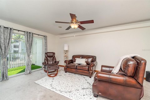 Купить кондоминиум в Пунта-Горда, Флорида 7 комнат, 100.06м2, № 1680057 - фото 4
