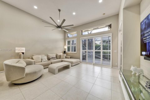Casa en venta en Coral Springs, Florida, 4 dormitorios, 205.87 m2 № 2071260 - foto 8
