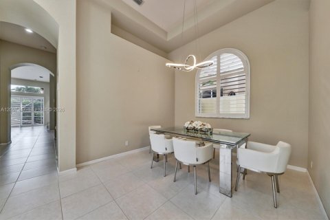 Casa en venta en Coral Springs, Florida, 4 dormitorios, 205.87 m2 № 2071260 - foto 9