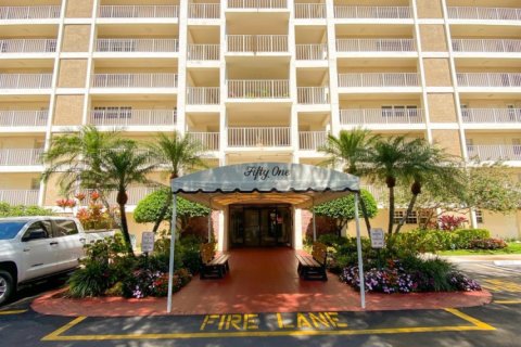 Condominio en alquiler en Pompano Beach, Florida, 2 dormitorios, 98.85 m2 № 1142341 - foto 1