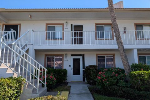 Copropriété à louer à Sarasota, Floride: 2 chambres, 93.18 m2 № 213087 - photo 17